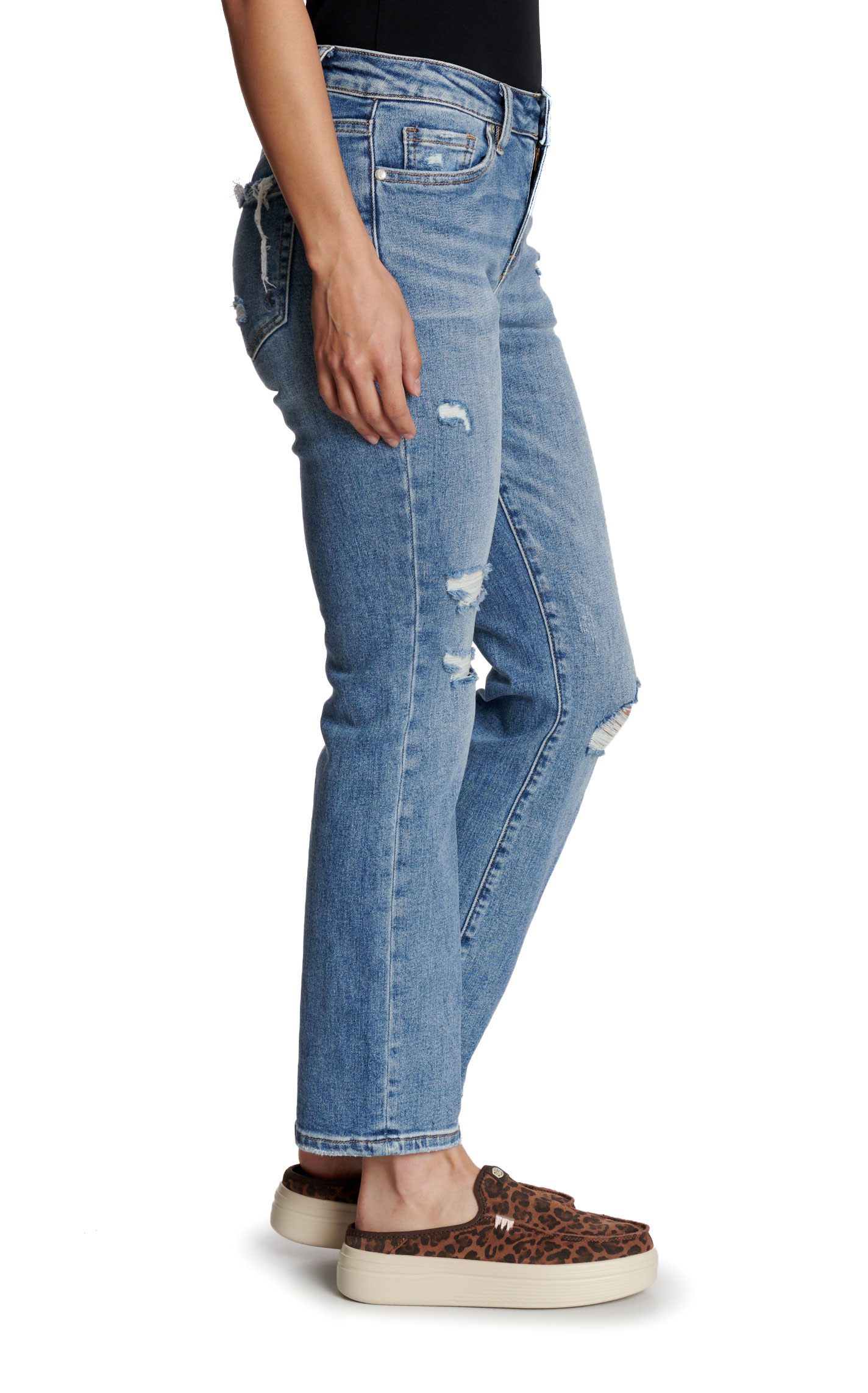 Rockin’ C Women’s Light Wash Straight Distressed Cropped Mid Rise Jeans