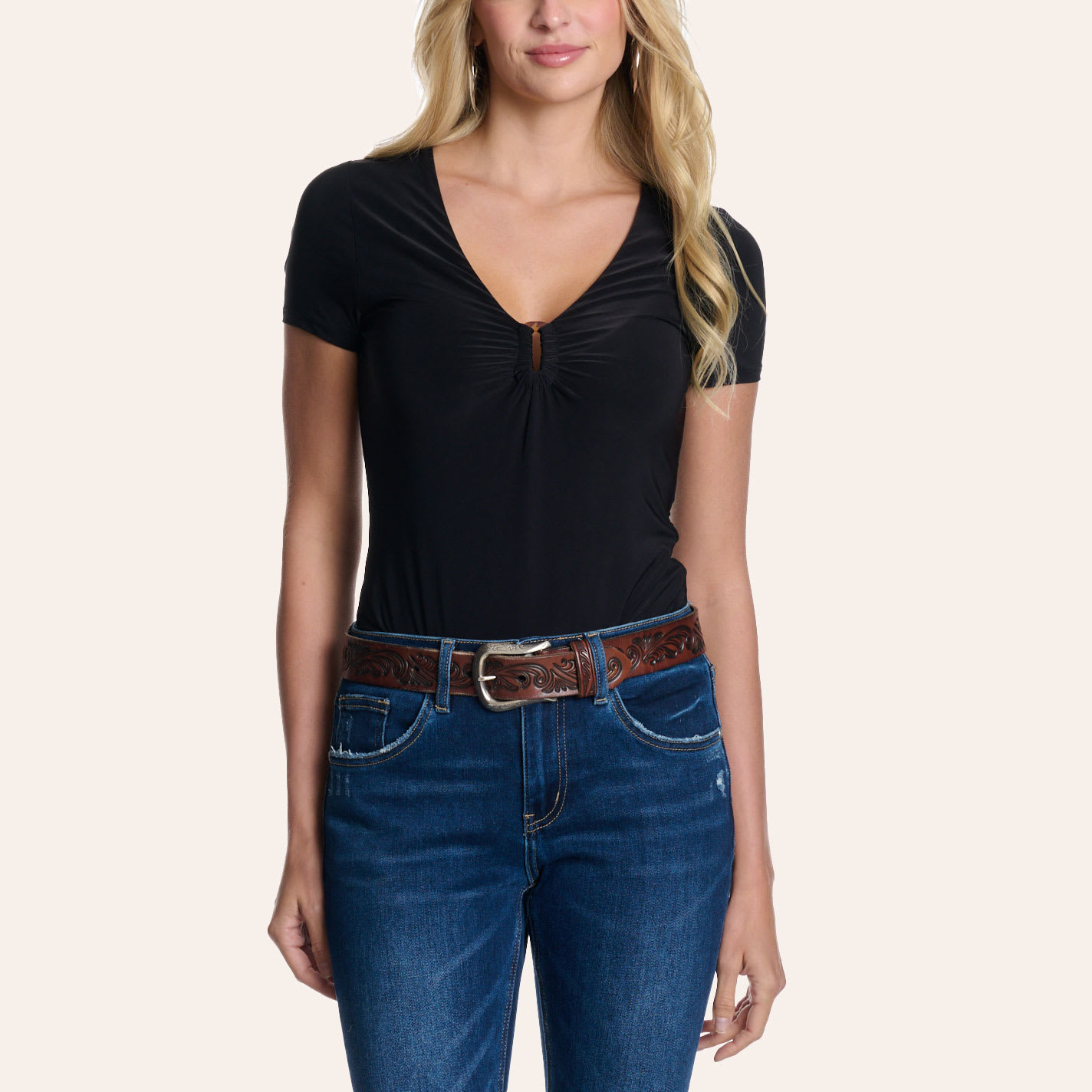 Moa Moa Women's Black Ruched Tortoise Ring Bodysuit