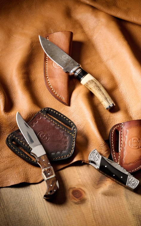 Knives & Knife Sheaths